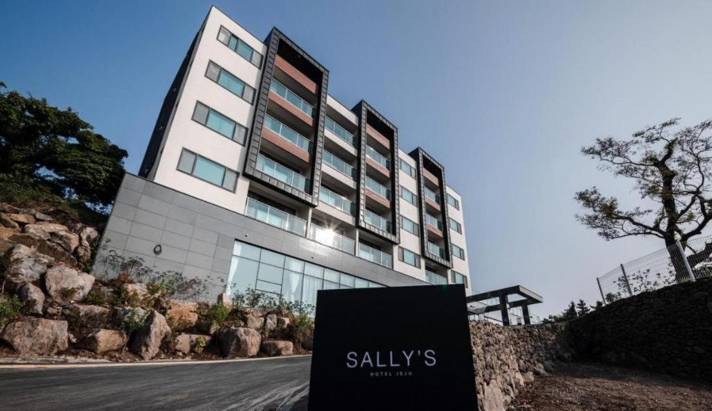 Sallys Jeju Hotel Luaran gambar